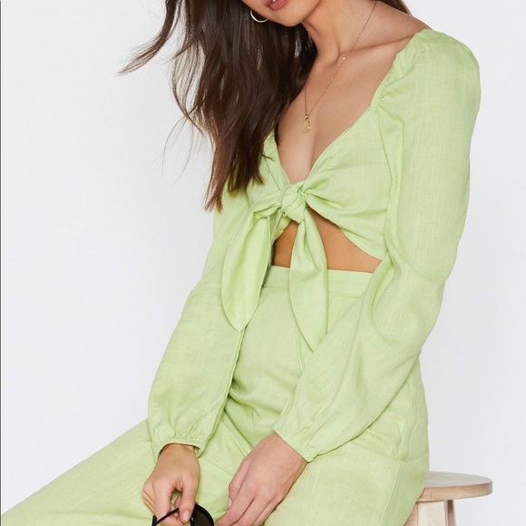 Nasty Gal Heads You Linen Tie Crop Top - Picture 5 of 9